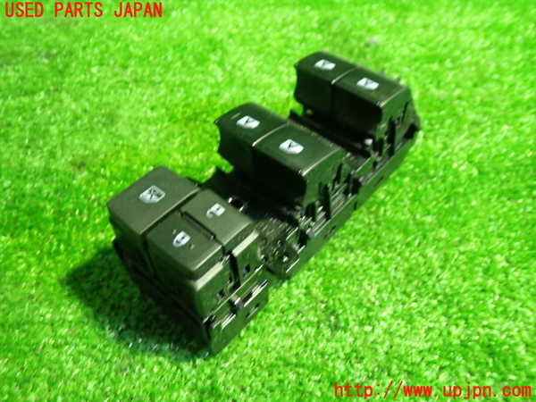 1UPJ-30586240]プリウスPHV(ZVW52)右前パワーウィンドウスイッチ 中古_m0002.jpg