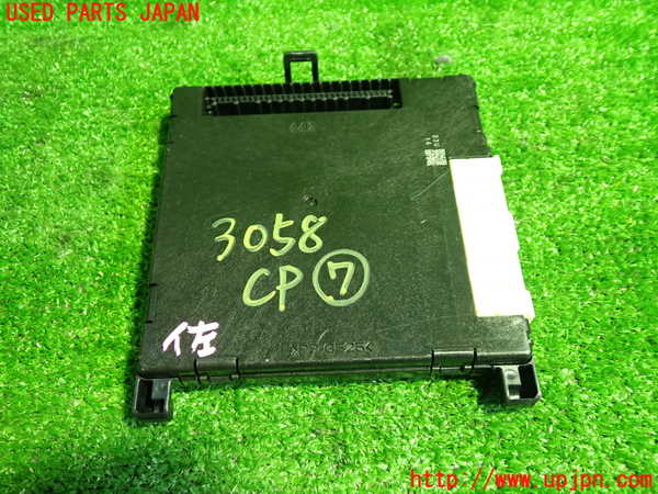 1UPJ-30586152]プリウスPHV(ZVW52)コンピューター7(MPX BODY) 中古 89221-47510_m0003.jpg