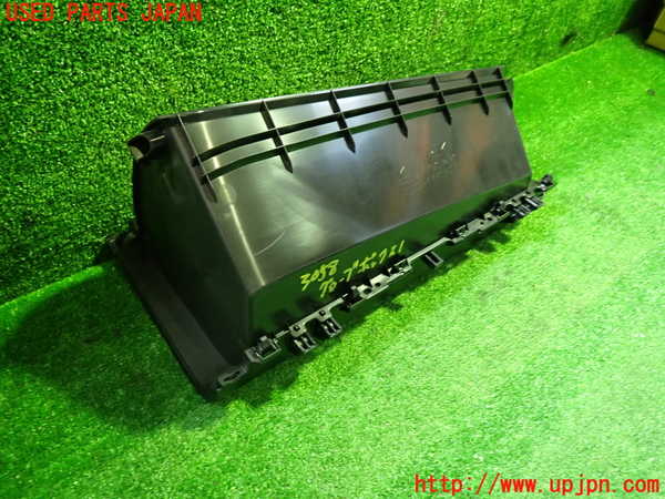 1UPJ-30587516]プリウスPHV(ZVW52)グローブボックス1 中古_m0005.jpg