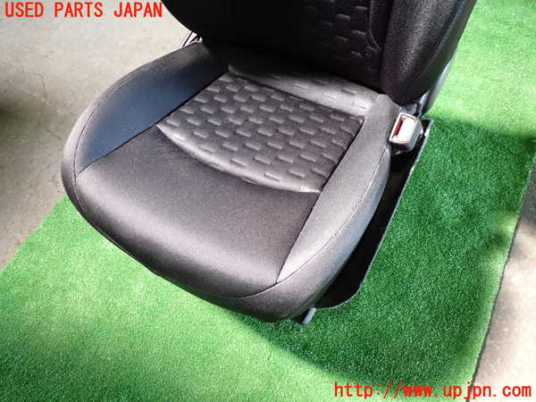 5UPJ-30587035]プリウスPHV(ZVW52)運転席シート 中古_m0003.jpg