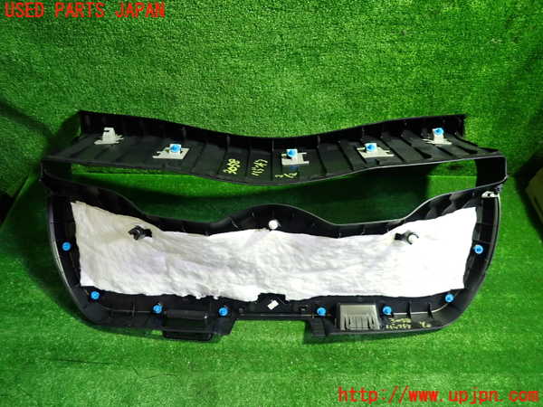 1UPJ-30581578]プリウスPHV(ZVW52)バックドア内張り 中古_m0004.jpg