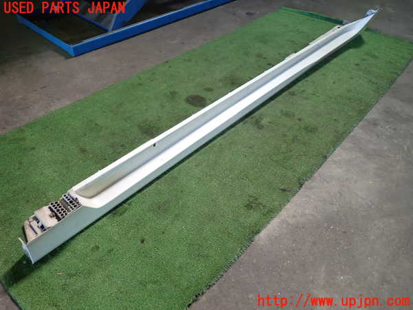 1UPJ-30591392]プリウスPHV(ZVW52)左サイドステップ 中古_m0003.jpg