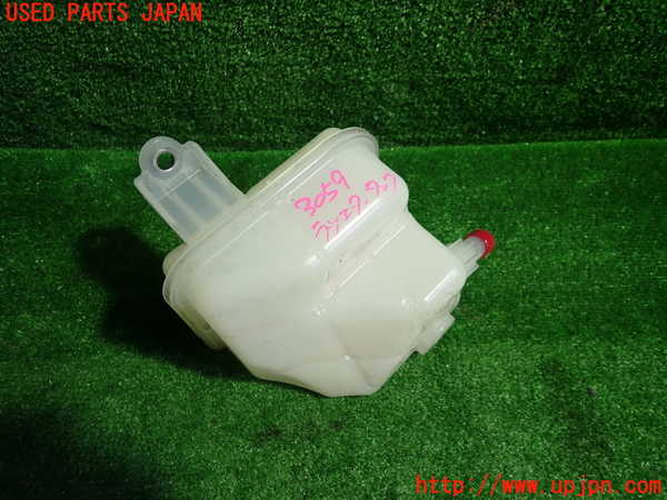 1UPJ-30592410]プリウスPHV(ZVW52)ラジエータータンク 中古_m0002.jpg