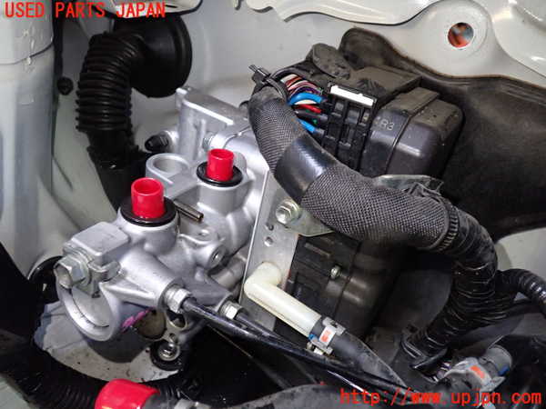 5UPJ-30594050]プリウスPHV(ZVW52)ブレーキマスターシリンダー 中古_m0002.jpg