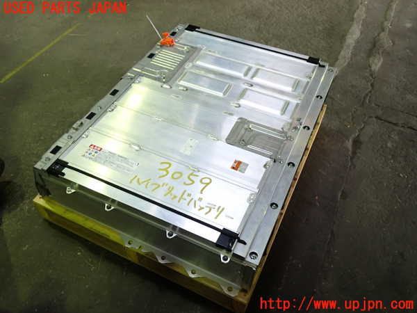1UPJ-30596911]プリウスPHV(ZVW52)ハイブリッドバッテリー1 中古_m0001.jpg