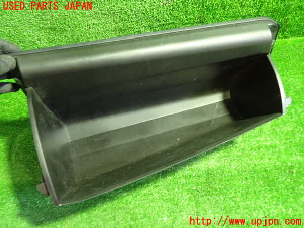 1UPJ-30597516]プリウスPHV(ZVW52)グローブボックス1 中古_m0002.jpg