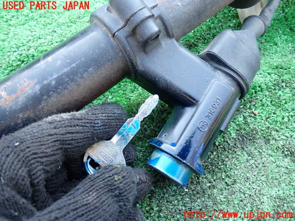 1UPJ-30604260]三菱ジープ(J53)ステアリングシャフト 中古 の
