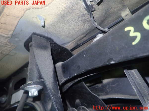 1UPJ-30625146]BMW ミニ(MINI)クーパーS F55(XS20)右リアアッパーアーム1 中古_m0002.jpg