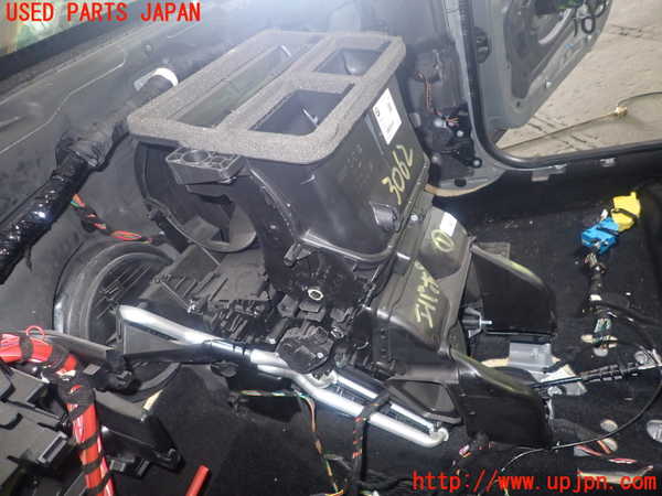 1UPJ-30626081]BMW ミニ(MINI)クーパーS F55(XS20)エバポレーター1 ジャンク_m0003.jpg