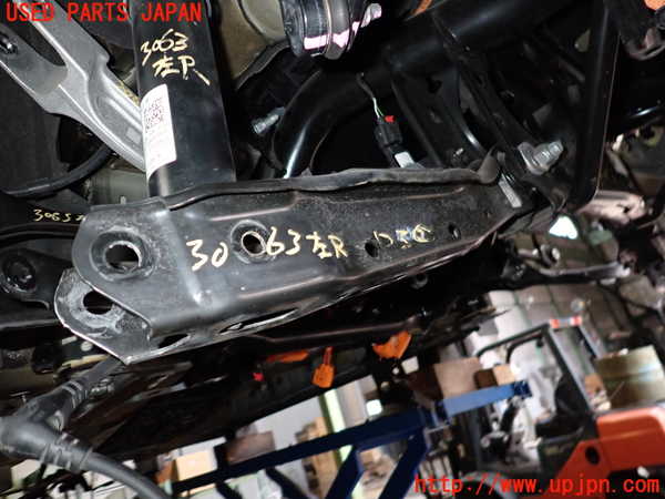 2UPJ-30635227]アウディ・Q4 スポーツバック e-tron(FZEBJ)左リアロアアーム2 中古_m0001.jpg