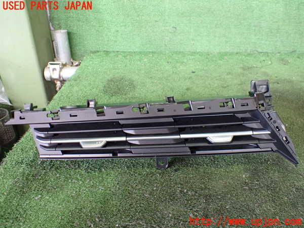 2UPJ-30637526]アウディ・Q4 スポーツバック e-tron(FZEBJ)エアコン吹き出し口1 (左) 中古_m0001.jpg