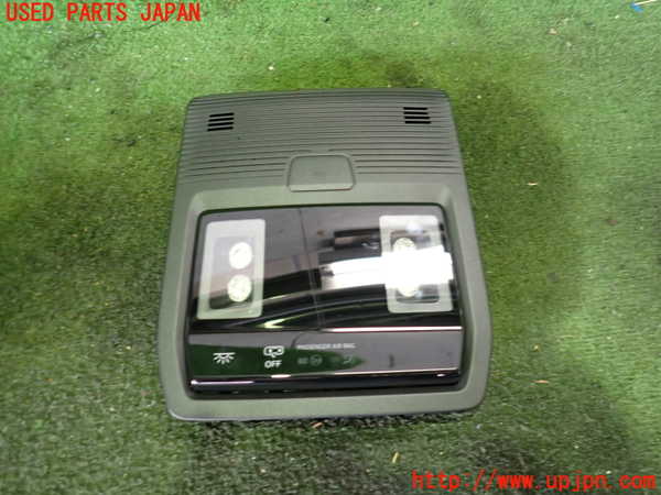 2UPJ-30636411]アウディ・Q4 スポーツバック e-tron(FZEBJ)ルームランプ1 (1列目真中) 中古_m0001.jpg