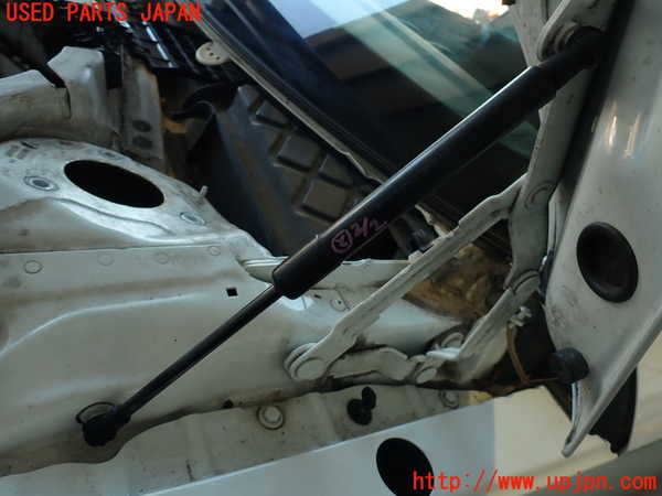 2UPJ-30641068]アウディ・TT クーペ(8JCCZF)ボンネットダンパー 中古_m0002.jpg