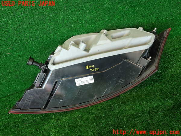 2UPJ-30641536]アウディ・TT クーペ(8JCCZF)左テールランプ 中古_m0004.jpg