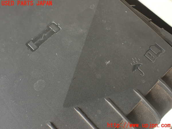 2UPJ-30646741]アウディ・TT クーペ(8JCCZF)ヒューズボックス1 中古_m0002.jpg