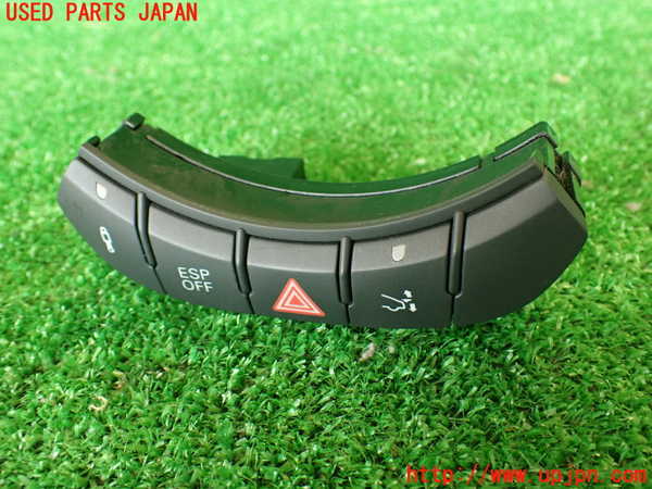 2UPJ-30646290]アウディ・TT クーペ(8JCCZF)ハザードスイッチ 中古_m0001.jpg