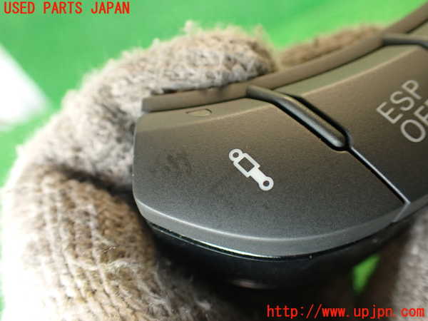 2UPJ-30646290]アウディ・TT クーペ(8JCCZF)ハザードスイッチ 中古_m0002.jpg