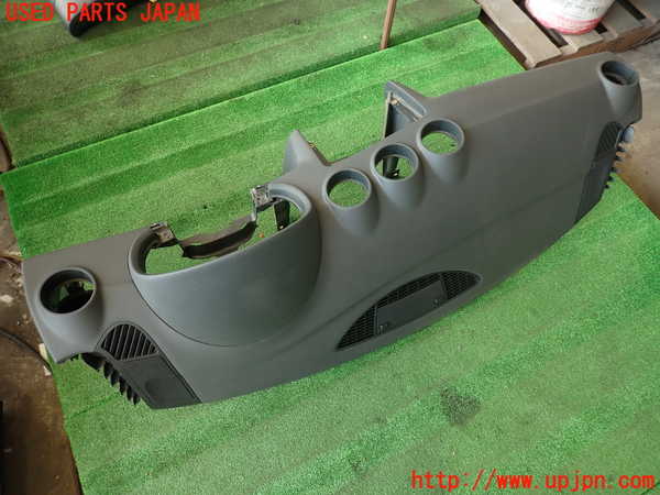 2UPJ-30647505]アウディ・TT クーペ(8JCCZF)ダッシュボード 中古_m0003.jpg