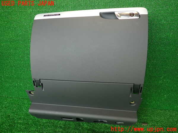 2UPJ-30647516]アウディ・TT クーペ(8JCCZF)グローブボックス1 中古_m0001.jpg