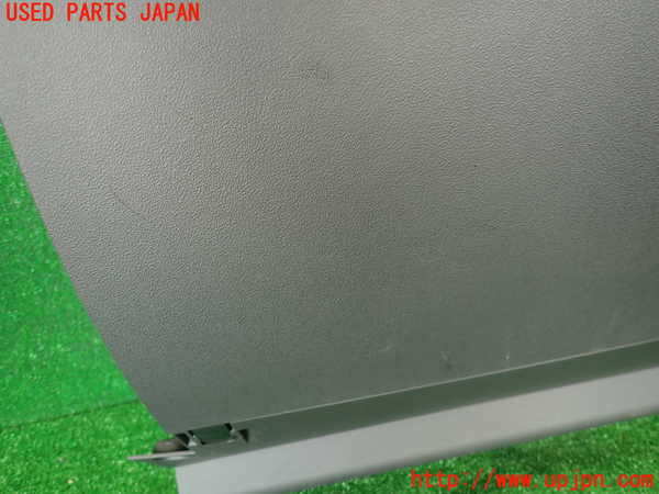 2UPJ-30647516]アウディ・TT クーペ(8JCCZF)グローブボックス1 中古_m0002.jpg