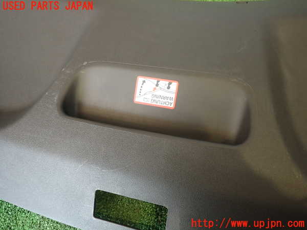 2UPJ-30641578]アウディ・TT クーペ(8JCCZF)バックドア内張り 中古_m0002.jpg