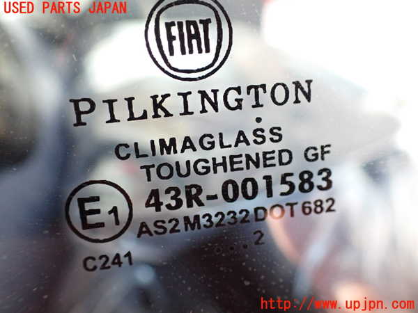 2UPJ-30651380]フィアット・500(31209)右クォーターガラス 中古(43R-001583 M3232)_m0002.jpg