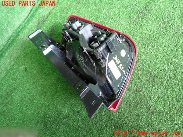 2UPJ-30651536]フィアット・500(31209)左テールランプ 中古_m0002.jpg