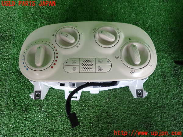 2UPJ-30656066]フィアット・500(31209)エアコンスイッチ1 中古_m0001.jpg