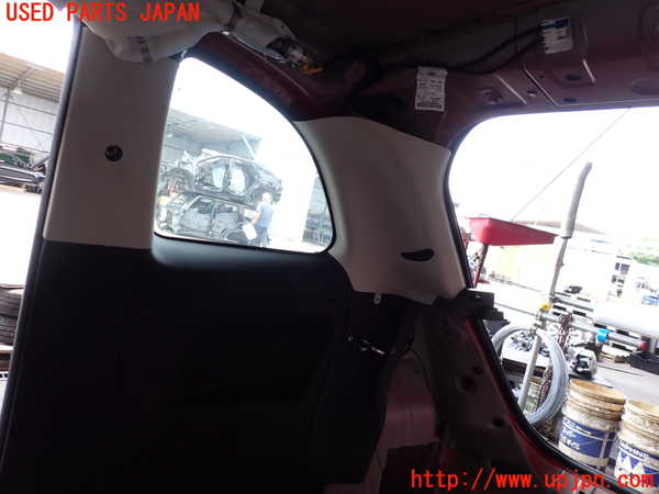 2UPJ-30657675]フィアット・500(31209)右リアピラートリム 中古_m0002.jpg
