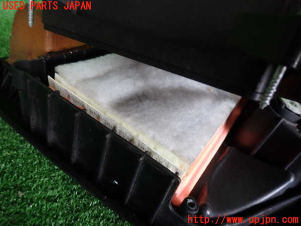 2UPJ-30662560]フィアット・500(31209)エアクリーナーボックス 中古_m0003.jpg