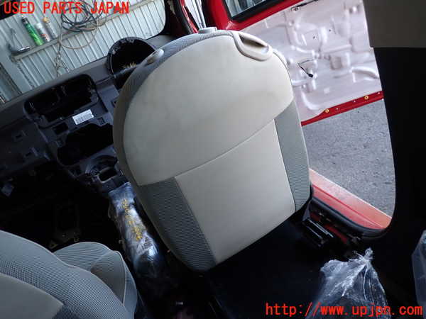 2UPJ-30667035]フィアット・500(31209)運転席シート 中古_m0004.jpg