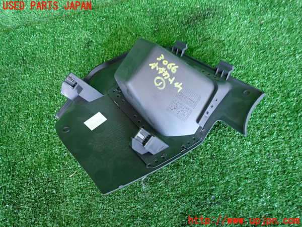 2UPJ-30667841]フィアット・500(31209)小物入れ1 中古_m0002.jpg