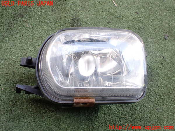 2UPJ-30671180]ベンツCLK320(209365)右フォグ 中古 C209_m0001.jpg