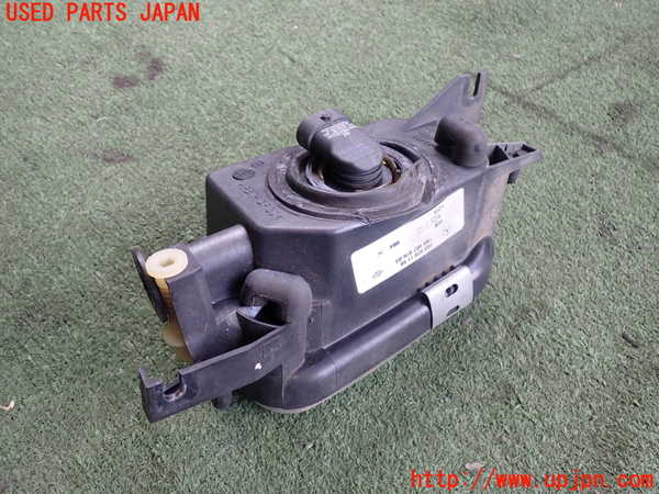 2UPJ-30671182]ベンツCLK320(209365)左フォグ 中古 C209_m0002.jpg