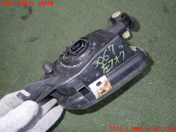 2UPJ-30671182]ベンツCLK320(209365)左フォグ 中古 C209_m0003.jpg