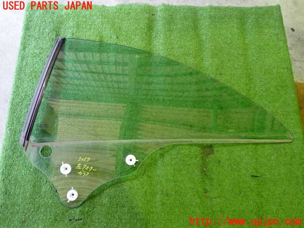 2UPJ-30671382]ベンツCLK320(209365)左クォーターガラス (43R-001026 M25100) 中古 C209_m0001.jpg
