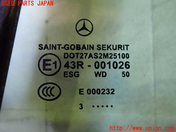 2UPJ-30671382]ベンツCLK320(209365)左クォーターガラス (43R-001026 M25100) 中古 C209_m0002.jpg