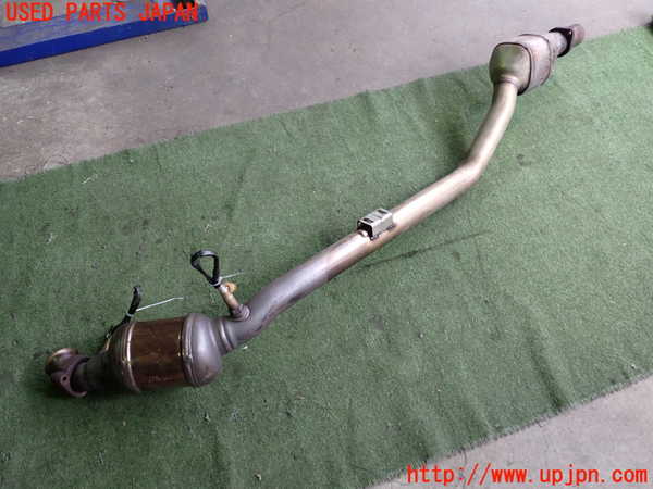 2UPJ-30672661]ベンツCLK320(209365)触媒1 中古 C209_m0003.jpg
