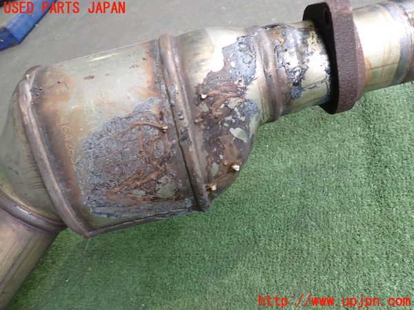 2UPJ-30672661]ベンツCLK320(209365)触媒1 中古 C209_m0004.jpg