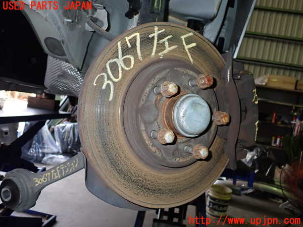 2UPJ-30674295]ベンツCLK320(209365)左フロントナックルハブ 中古 C209_m0001.jpg