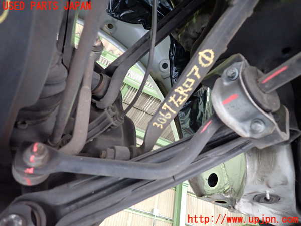 2UPJ-30675445]ベンツCLK320(209365)リアスタビライザー 中古 C209_m0002.jpg