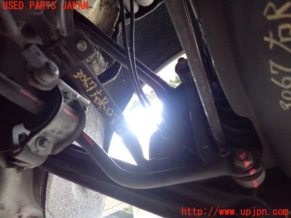 2UPJ-30675445]ベンツCLK320(209365)リアスタビライザー 中古 C209_m0003.jpg