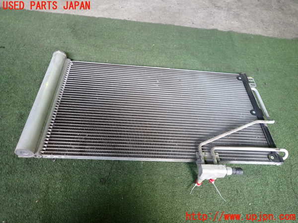 2UPJ-30676031]ベンツCLK320(209365)エアコンコンデンサー1 中古 C209_m0002.jpg