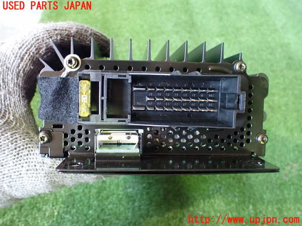 2UPJ-30676525]ベンツCLK320(209365)アンプ 中古 C209_m0004.jpg