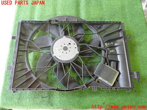 2UPJ-30676836]ベンツCLK320(209365)電動ファン1 中古 C209_m0005.jpg