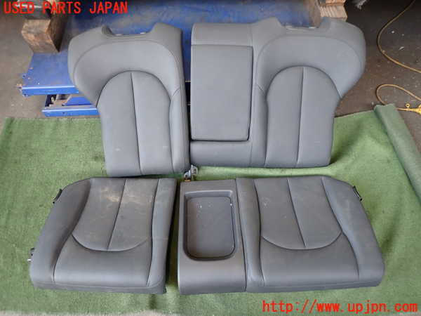 2UPJ-30677385]ベンツCLK320(209365)リアシート 中古 C209_m0001.jpg