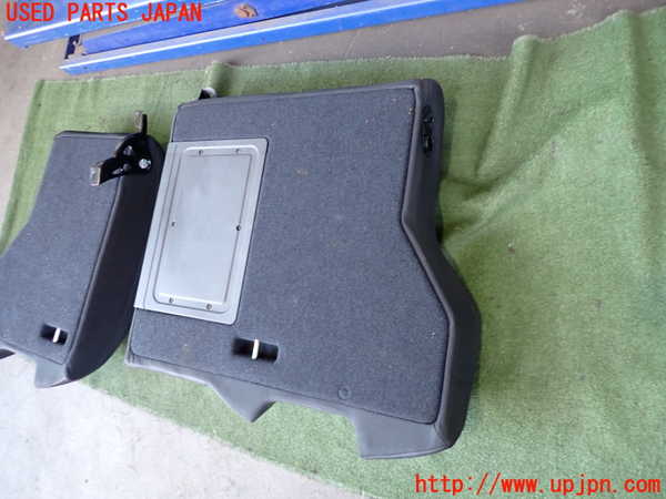 2UPJ-30677385]ベンツCLK320(209365)リアシート 中古 C209_m0005.jpg