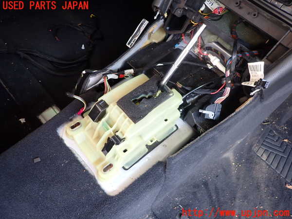 2UPJ-30677555]ベンツCLK320(209365)ATシフトレバー 中古 C209_m0001.jpg