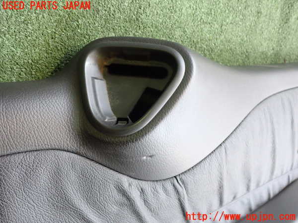 2UPJ-30677675]ベンツCLK320(209365)右リアピラートリム 中古 C209_m0003.jpg
