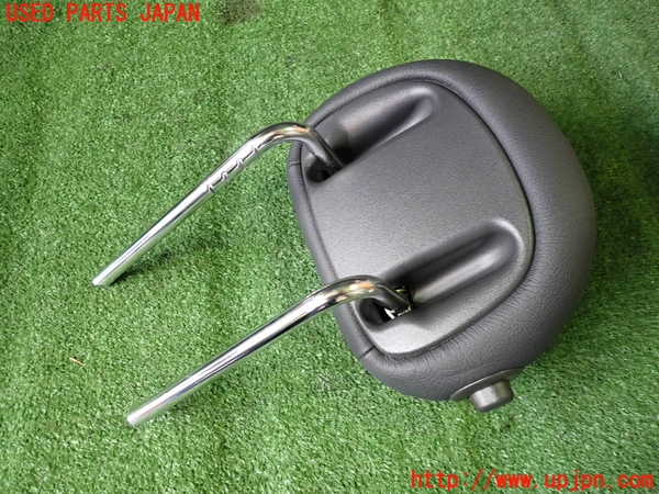 2UPJ-30677180]ベンツCLK320(209365)左2列目ヘッドレスト 中古 C209_m0002.jpg